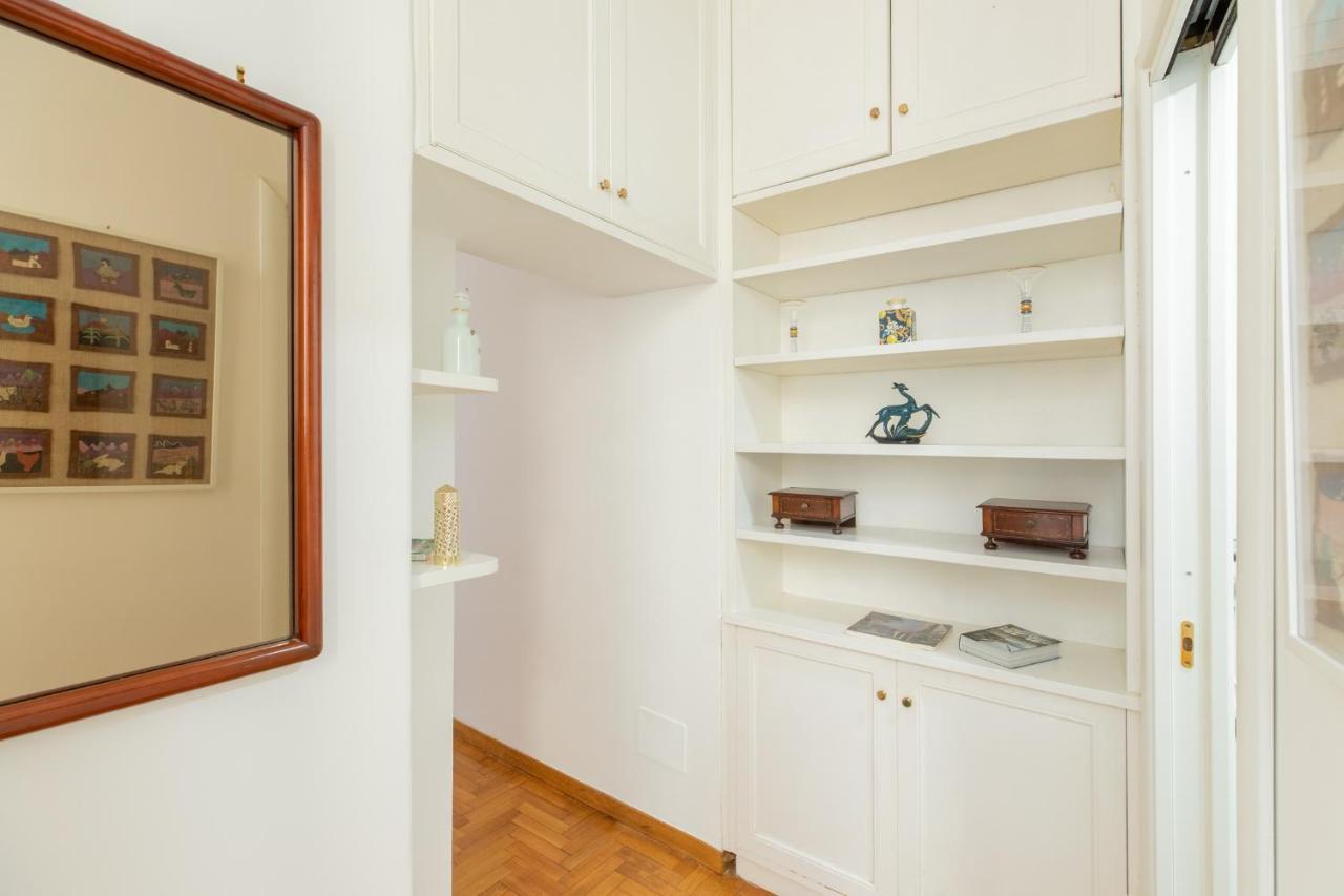 Iflat Red Roman Apartament Luaran gambar