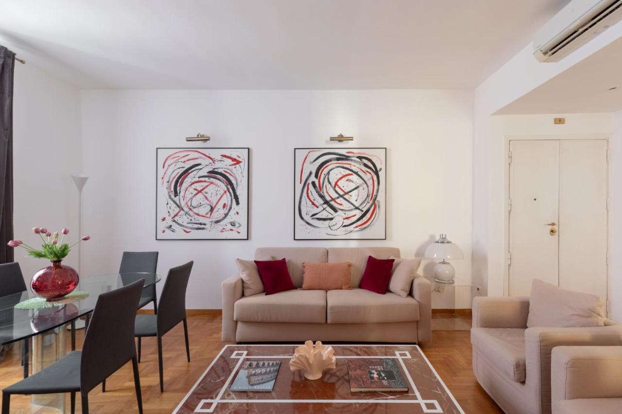 Iflat Red Roman Apartament Luaran gambar