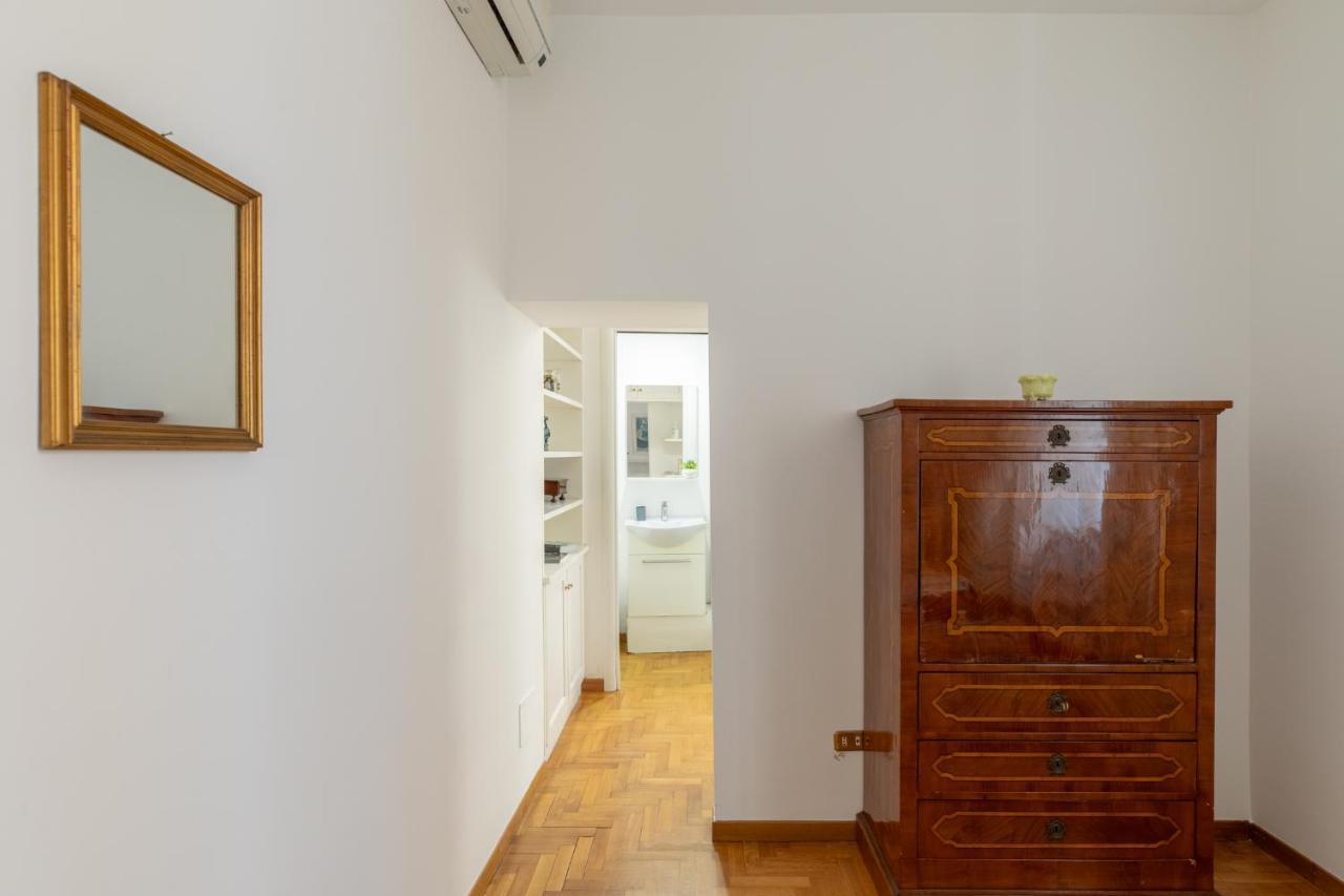 Iflat Red Roman Apartament Luaran gambar